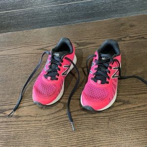 Girls New Balance Tennis Shoes